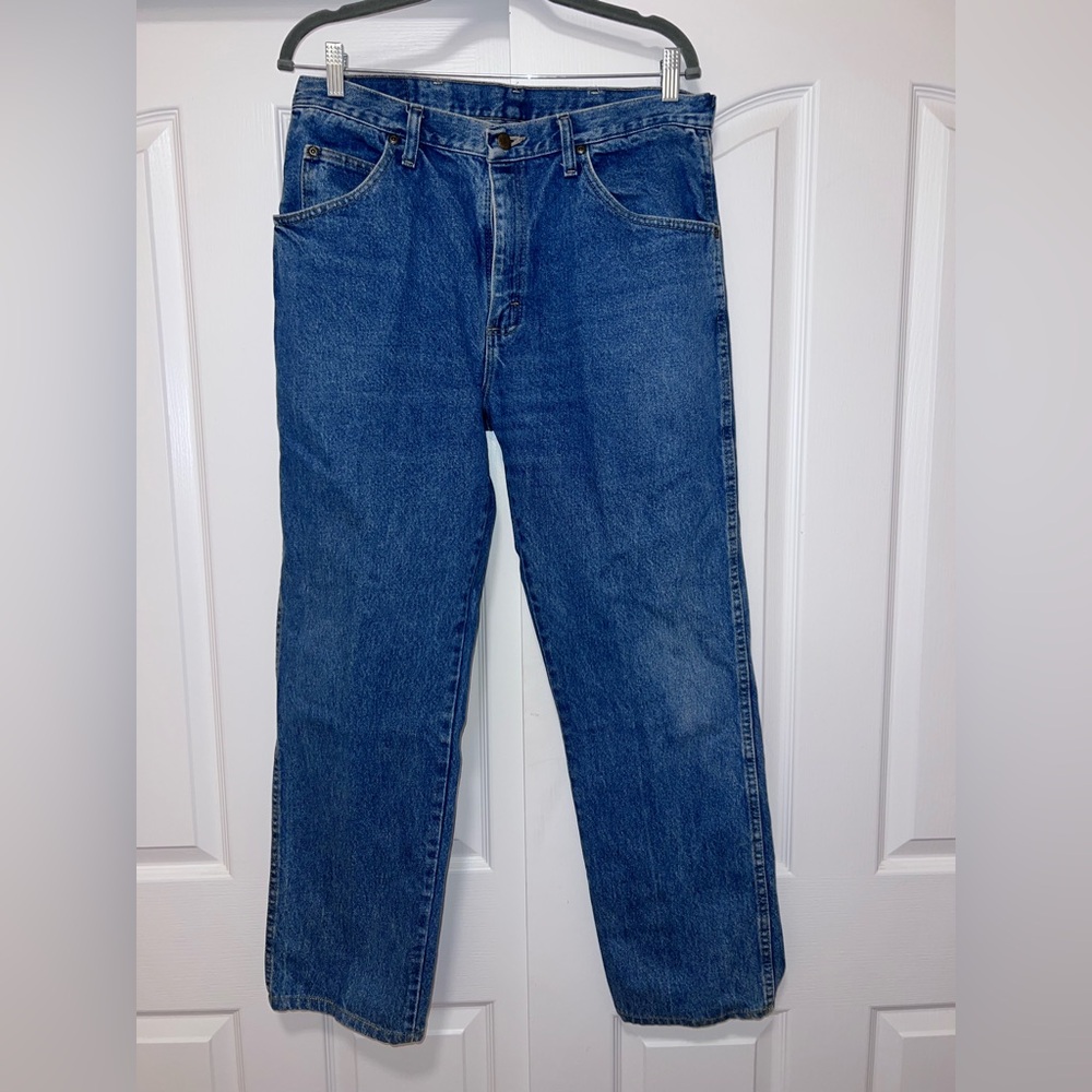 Wrangler Authentic Blue Jeans 35/32 - regular fit GREAT Condition - 965010S
